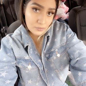 Meet your Posher, Jasmine